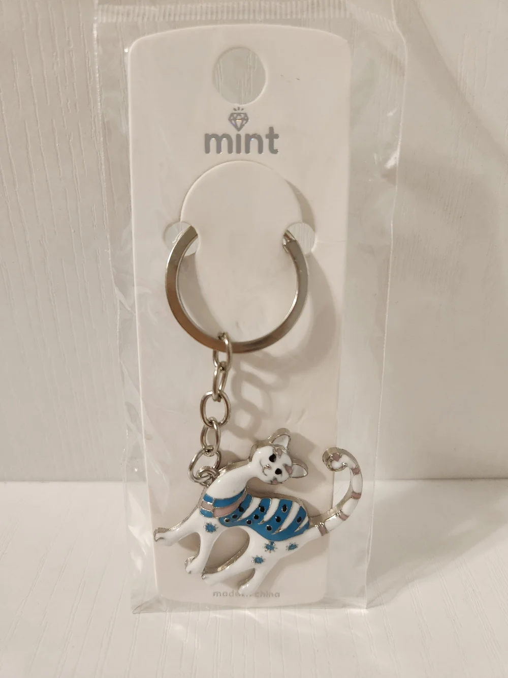 Mint Silver Cat Keychain with Blue And White Enamel